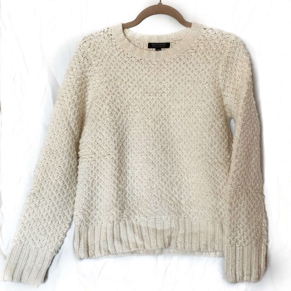 Cream Banana Republic Sweater